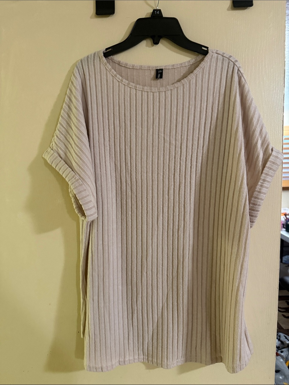 Relaxed Ribbed Short-Sleeve Tunic Top - Cream